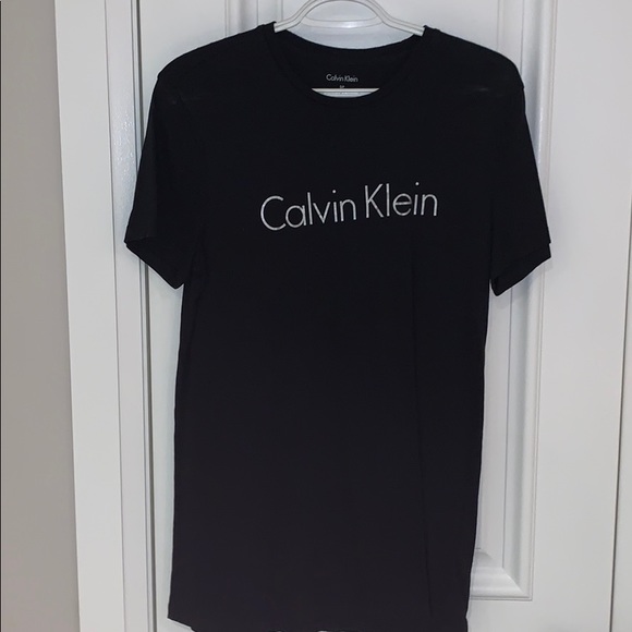 Calvin Klein Plain Black Tee - Picture 1 of 1